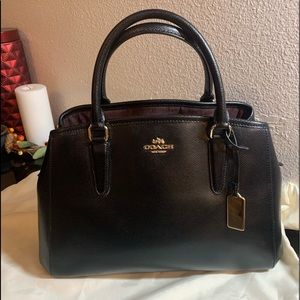 MARGOT CARRYALL IN CROSSGRAIN LEATHER